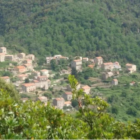 Cosy En Alta Rocca * Aullene